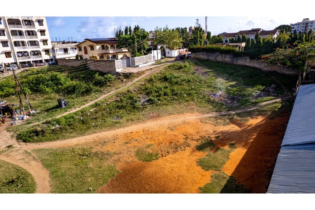 Imgi 21 709 21107165d38d4b40aecf87031133861b